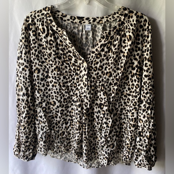 Old Navy Cheetah Print Blouse Top Size L - Picture 1 of 4